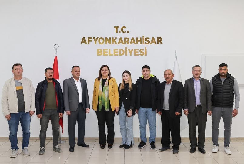 BAŞKAN KÖKSAL KONUKLARINI AĞIRLADI