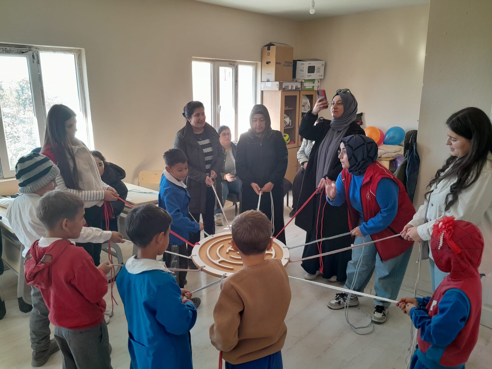 BACIM SULTAN YURT ÖĞRENCİLERİ YEŞİLYAYLA KÖY OKULUNDA ÖĞRENCİLERLE BULUŞTU