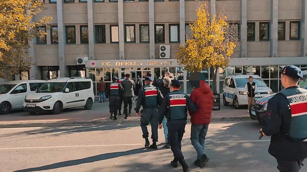 1600 YILLIK ALTIN TAKILARI, KURU FASULYENİN İÇİNE SAKLADILAR