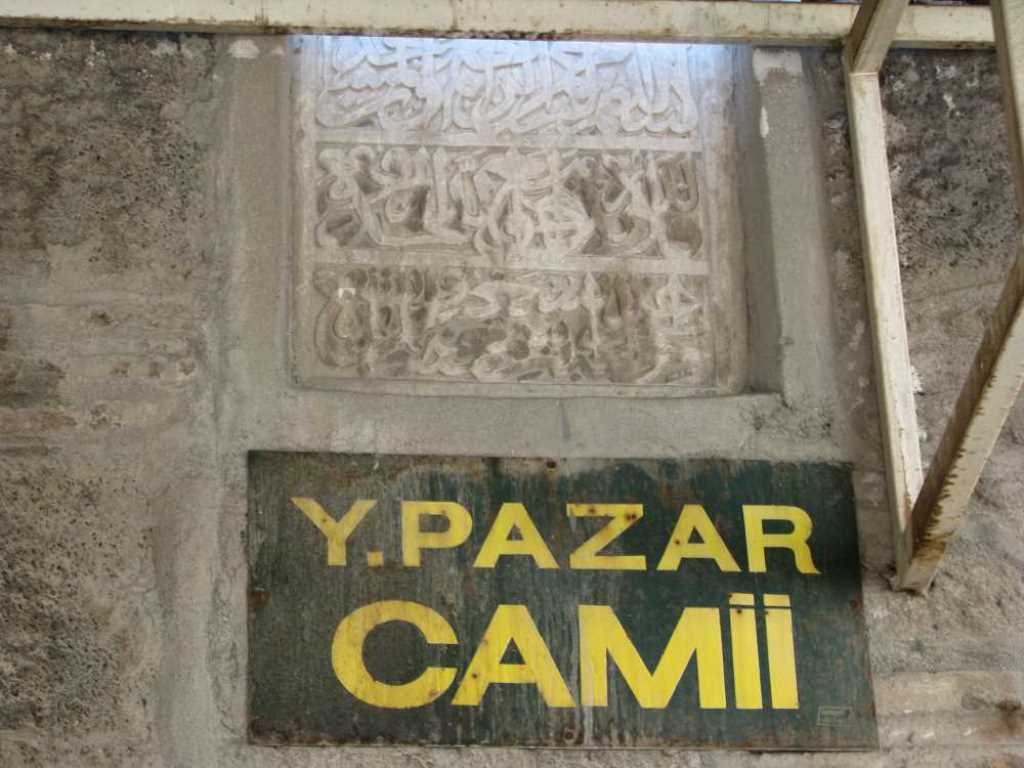 "BİR ÇİVİ ÇAKMAK DAHİ DOĞRU DEĞİL"