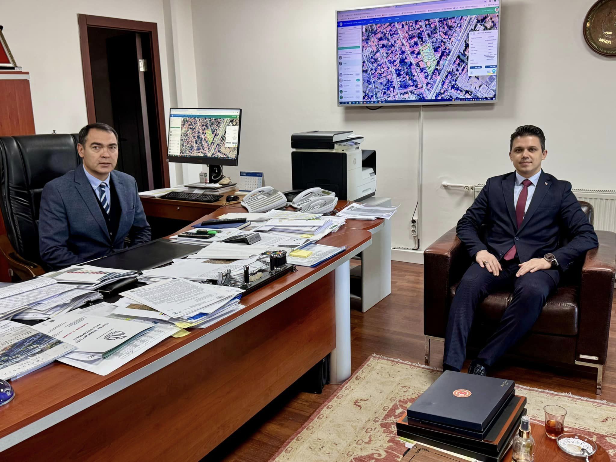 Genç Başkan Çiçek’ten Dazkırı’ya TOKİ Müjdesi