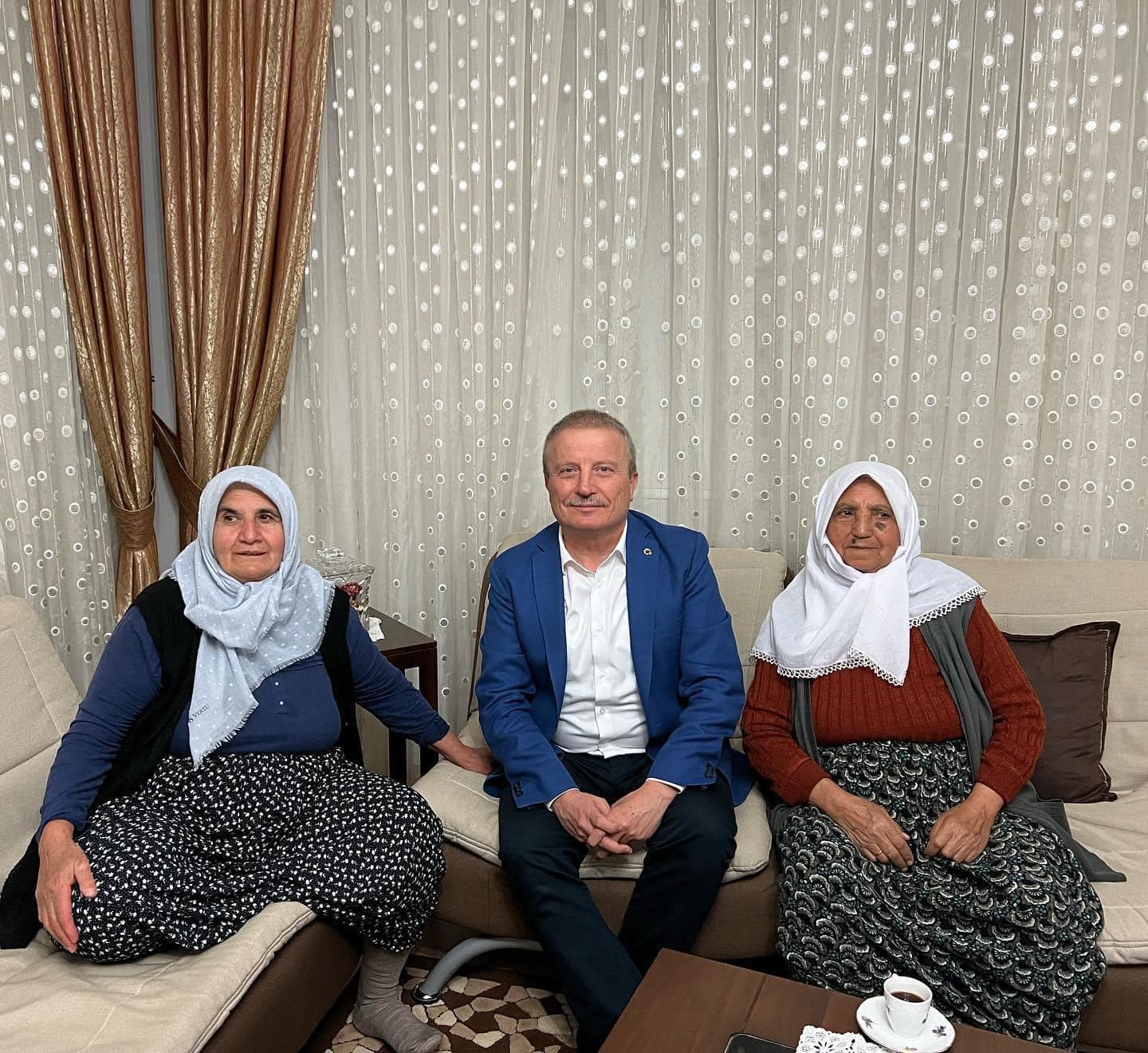 AK Partili Koçak’tan Gönül Ziyaretleri Afyonluların Ankara’daki Kapısı