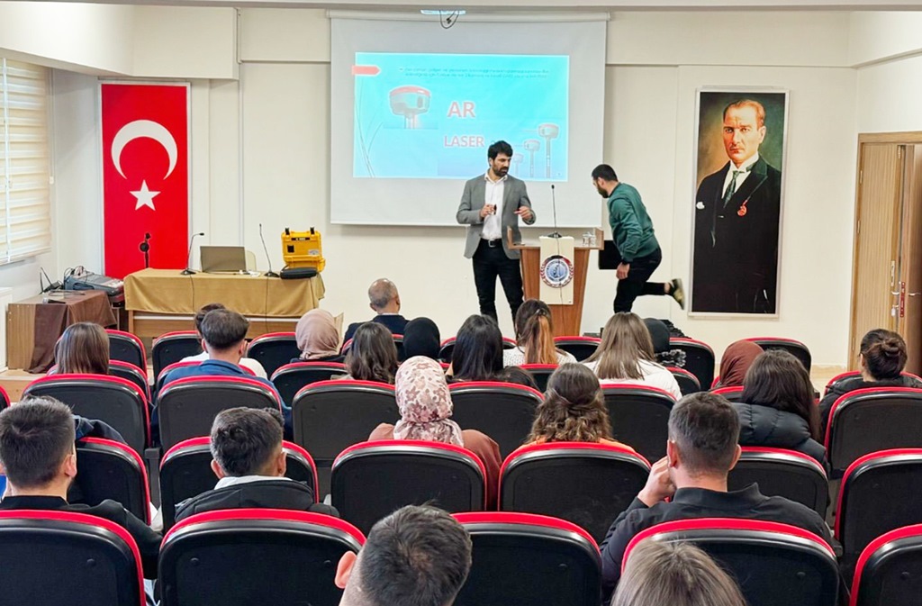 HARİTACILIK FAALİYETLERİ SEMİNERİ GERÇEKLEŞTİ