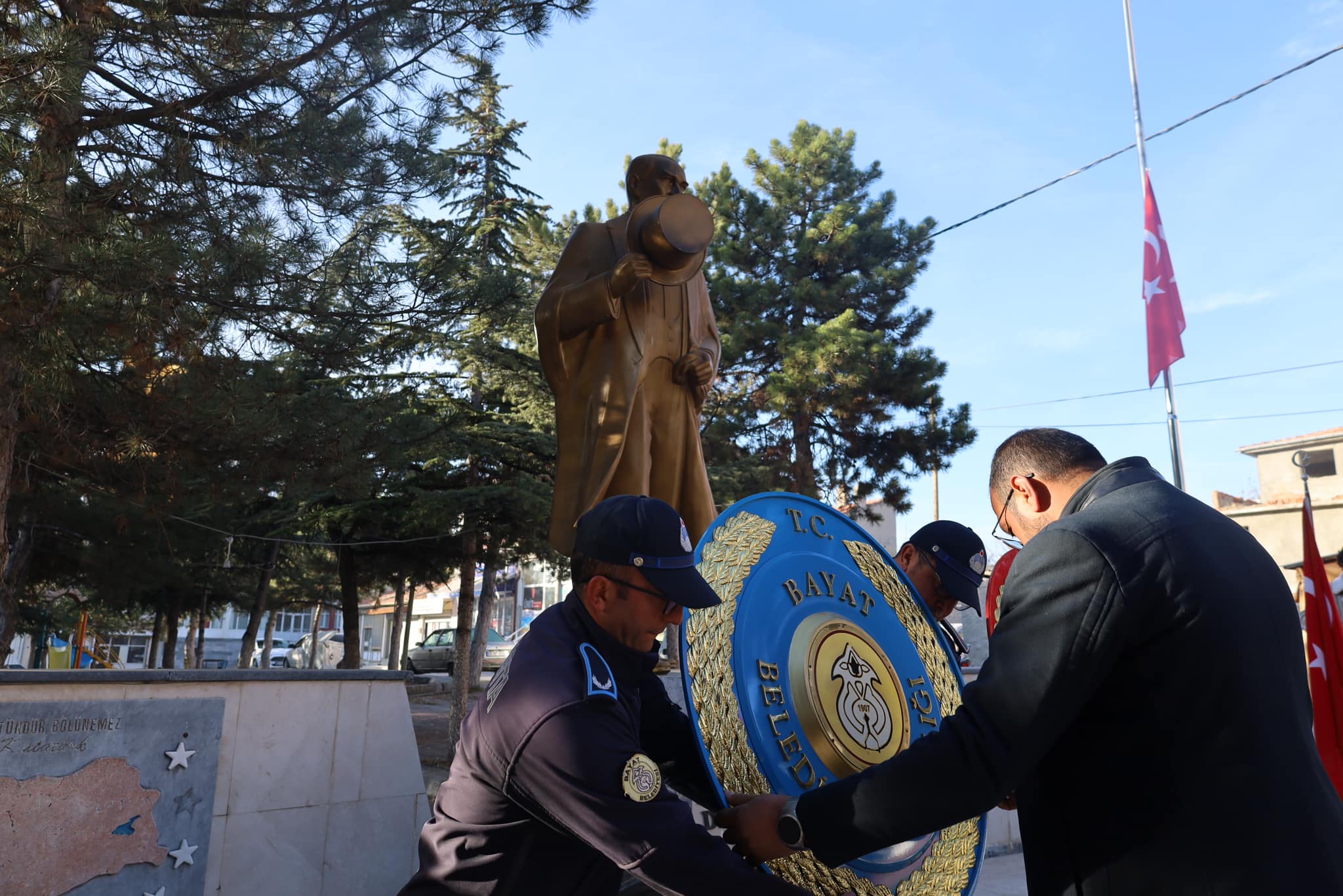 Bayat’ta 10 Kasım Atatürk’ü Anma Programı Gerçekleştirildi