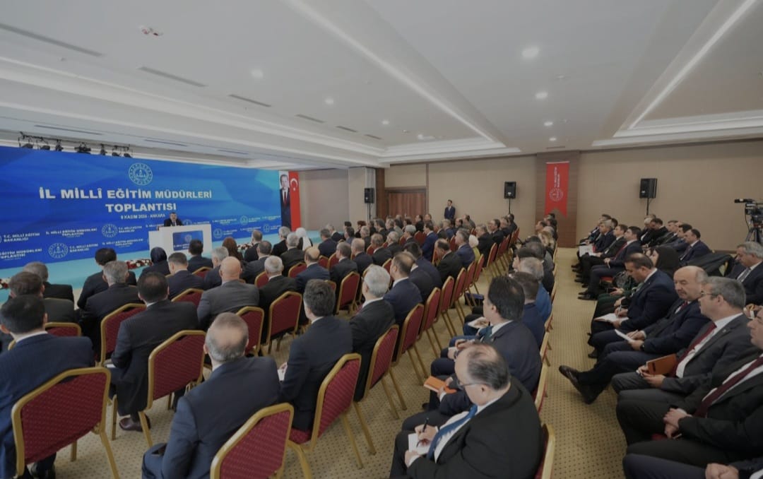 Afyon’un Eğitimi Takdir Topladı Müdür Sünnetci Bakan Tekin’i Afyon’a Davet Etti