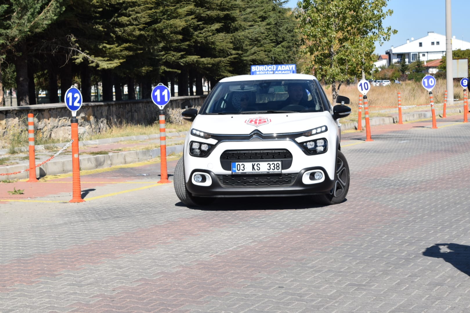 Ehliyet Almak Zorlaşıyor: 2025’te Hem Sınav Sistemi Değişiyor Hem Ücretler Artıyor!
