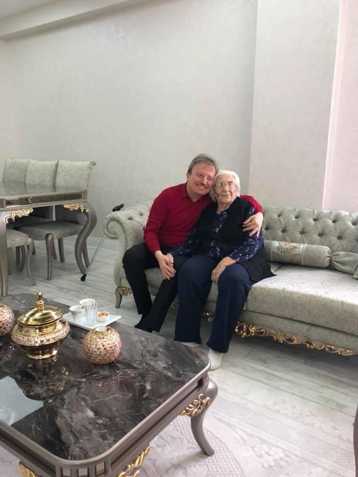 AK Partili Koçak’tan Eğitim Neferi Yılmaz’a Duygusal Veda