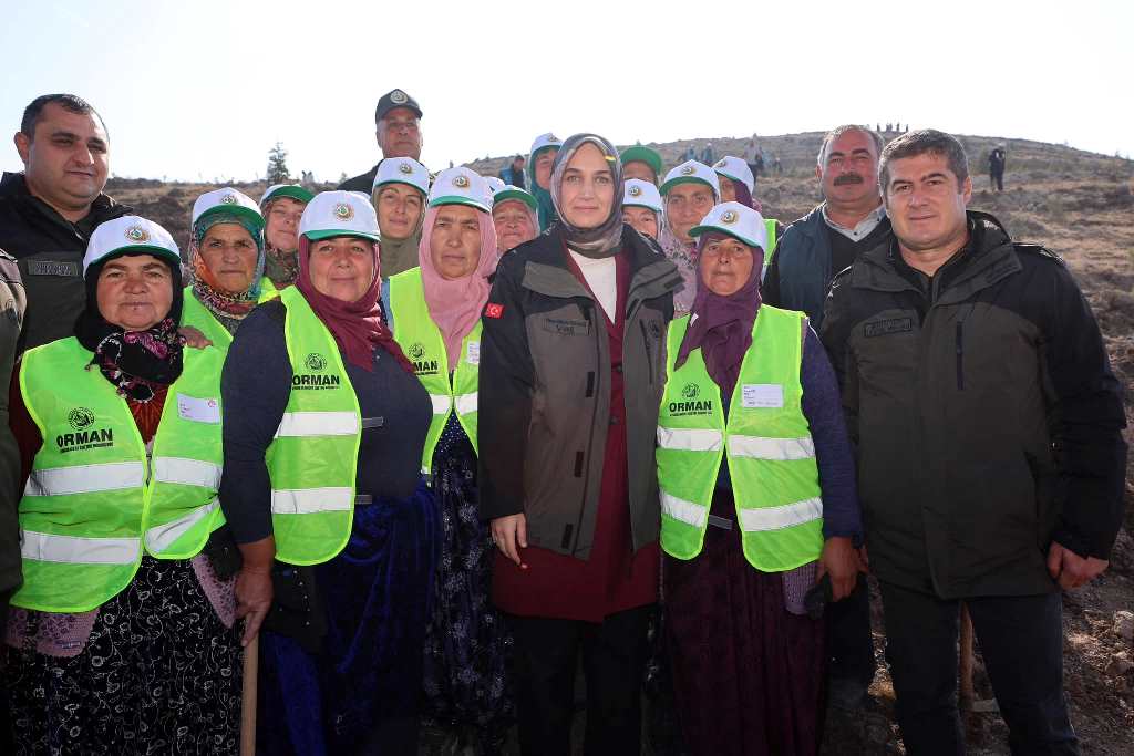 "ÇOCUKLARIMIZA ÇEVRE BİLİNCİ AŞILAYARAK GELECEĞE YATIRIM YAPIYORUZ"