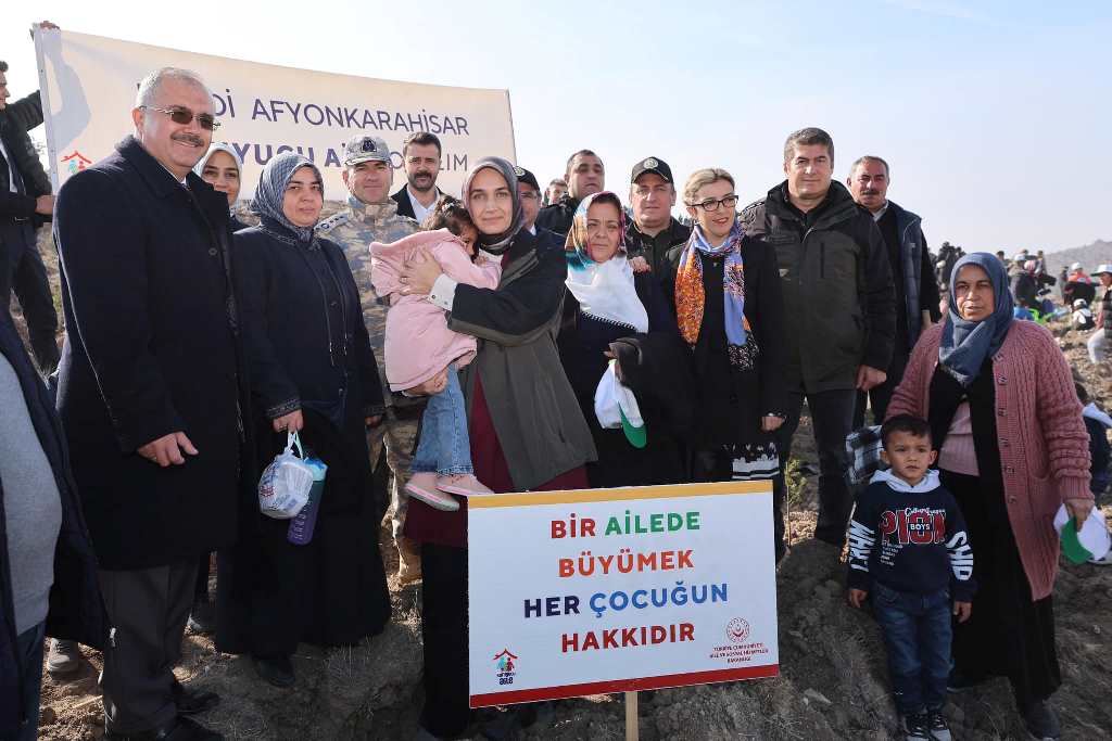 "ÇOCUKLARIMIZA ÇEVRE BİLİNCİ AŞILAYARAK GELECEĞE YATIRIM YAPIYORUZ"