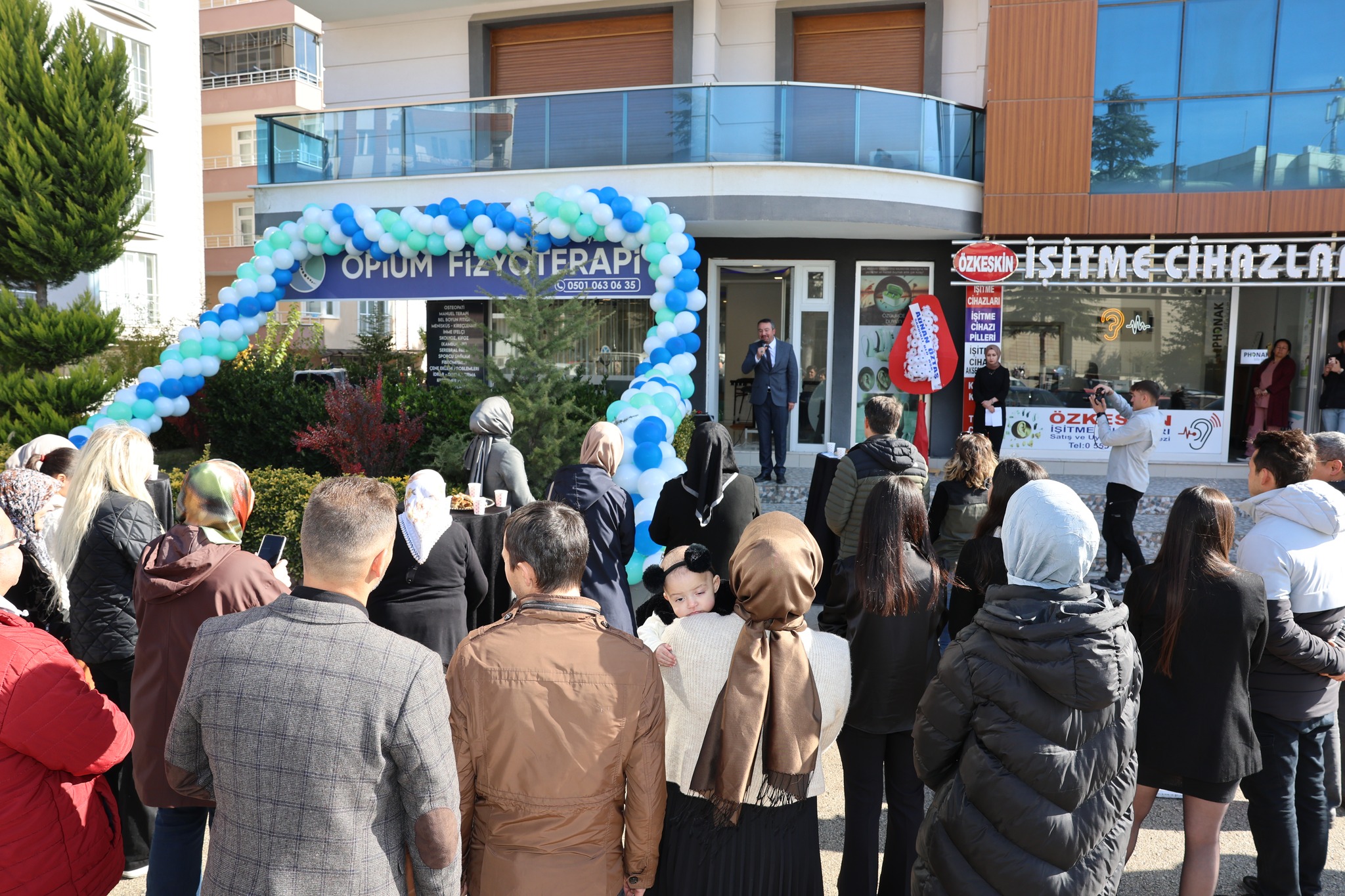 Sandıklı'da Fizyoterapi Merkezi Açıldı