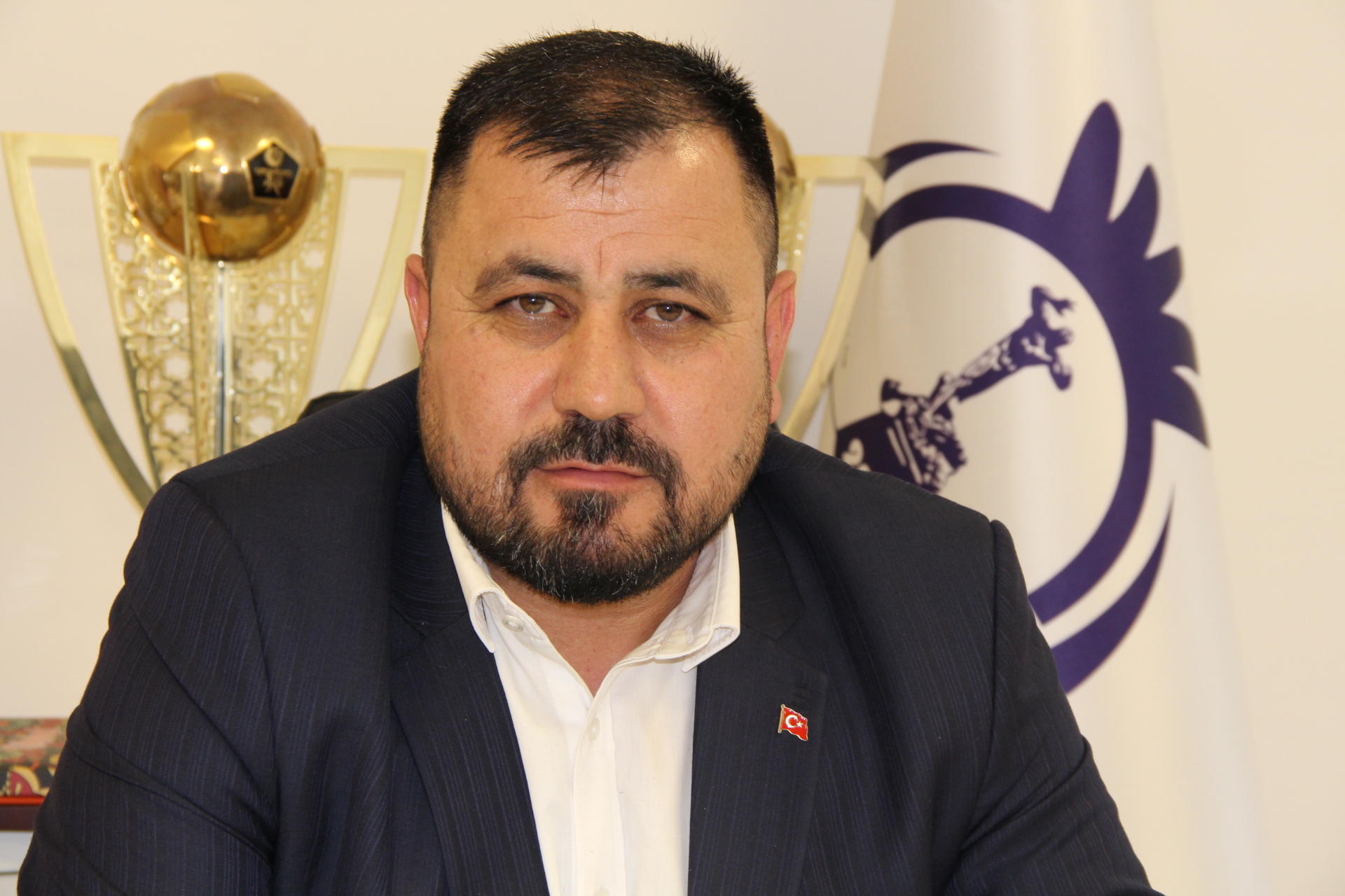 "ARZUMUZ VE İSTEĞİMİZ AFYONSPOR'U HAYATA DÖNDÜRMEK"