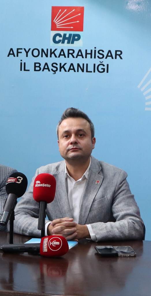 BAŞKAN ERHAN’DAN GÜNDEME DAİR SERT AÇIKLAMALAR
