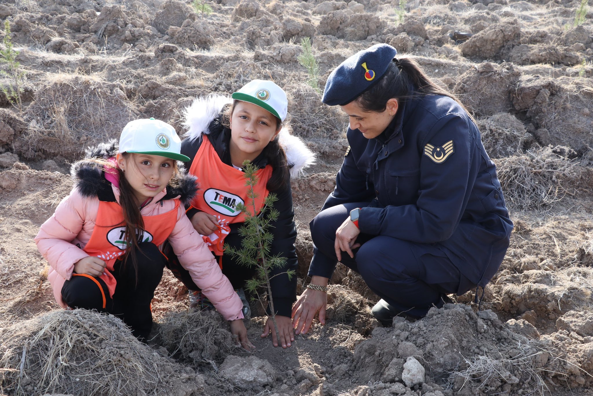 Afyon Jandarması Geleceğe Nefes Oldu