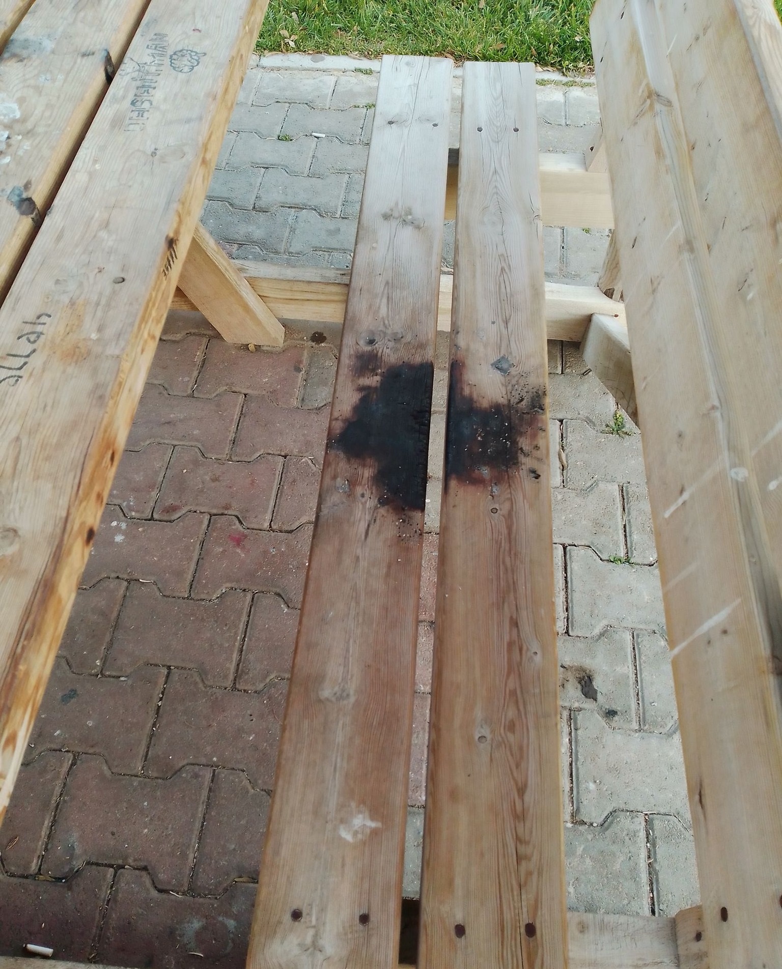 Afyon’da Parka Zarar Verenlere Vatandaş Tepkili
