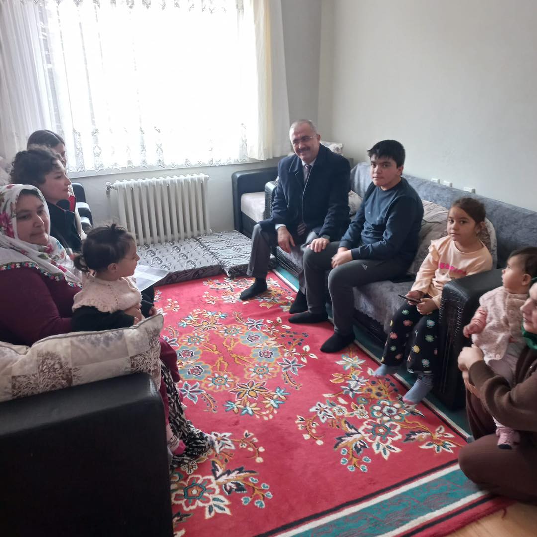 AİLE VE SOSYAL DESTEK PROGRAMI, TOPLUMUN İHTİYAÇLARINA YÖNELİK ÇÖZÜMLER SUNUYOR