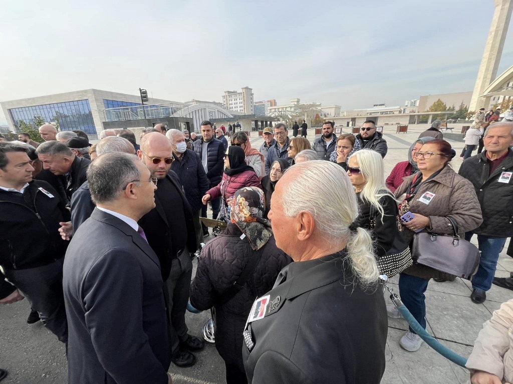 MİLLETVEKİLİ ARSLAN EMEKLİ ALBAY BİLGİNSOY'UN CENAZESİNE KATILDI