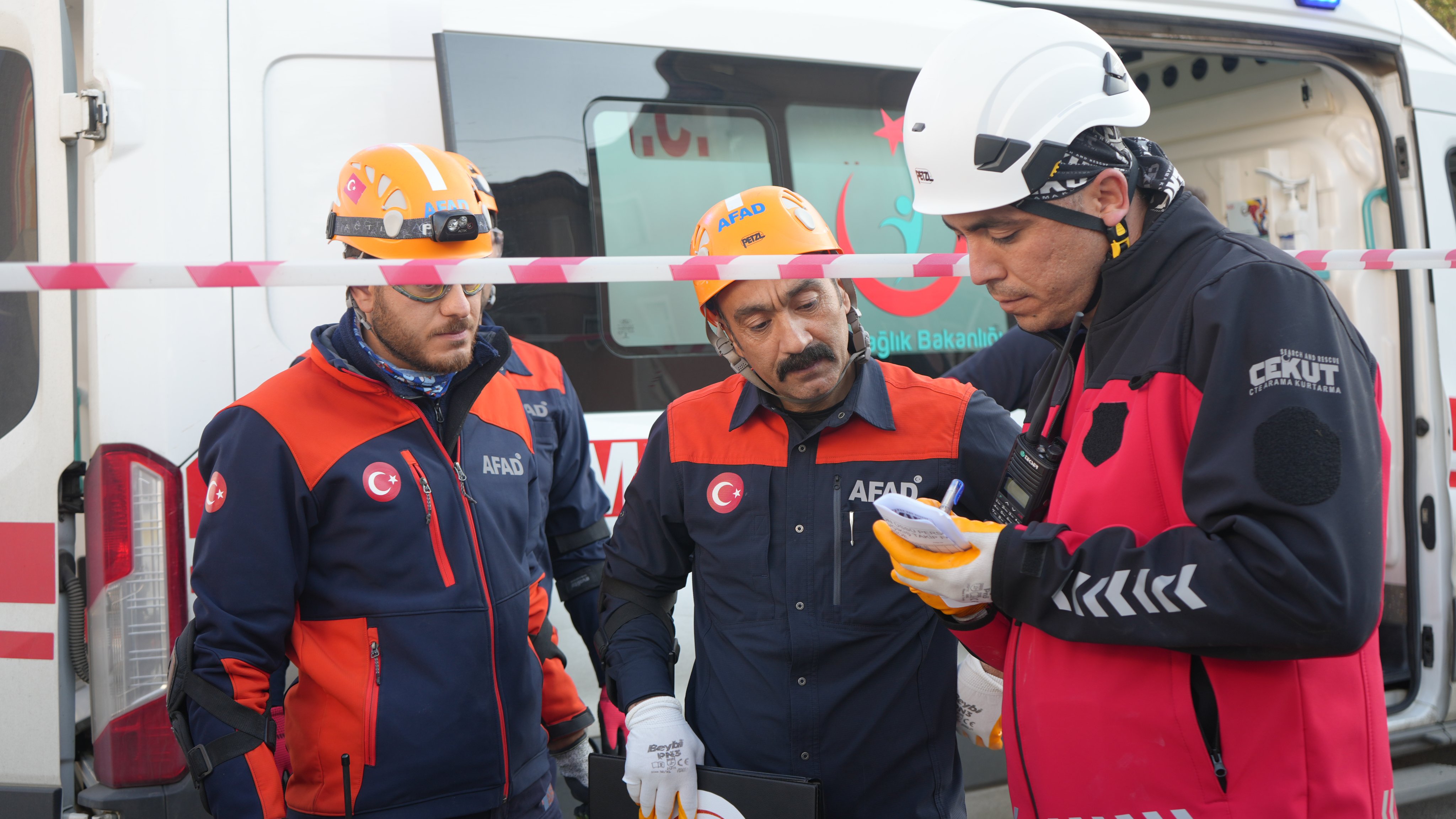 AFAD Ekipleri Yine Tam Not Aldı Özverili Çalışmalar Meyvesini Veriyor