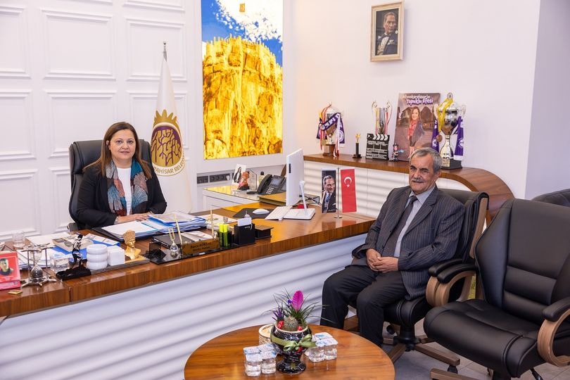 BAŞKAN KÖKSAL, GÖKDENİZ'İ MAKAMINDA KONUK ETTİ