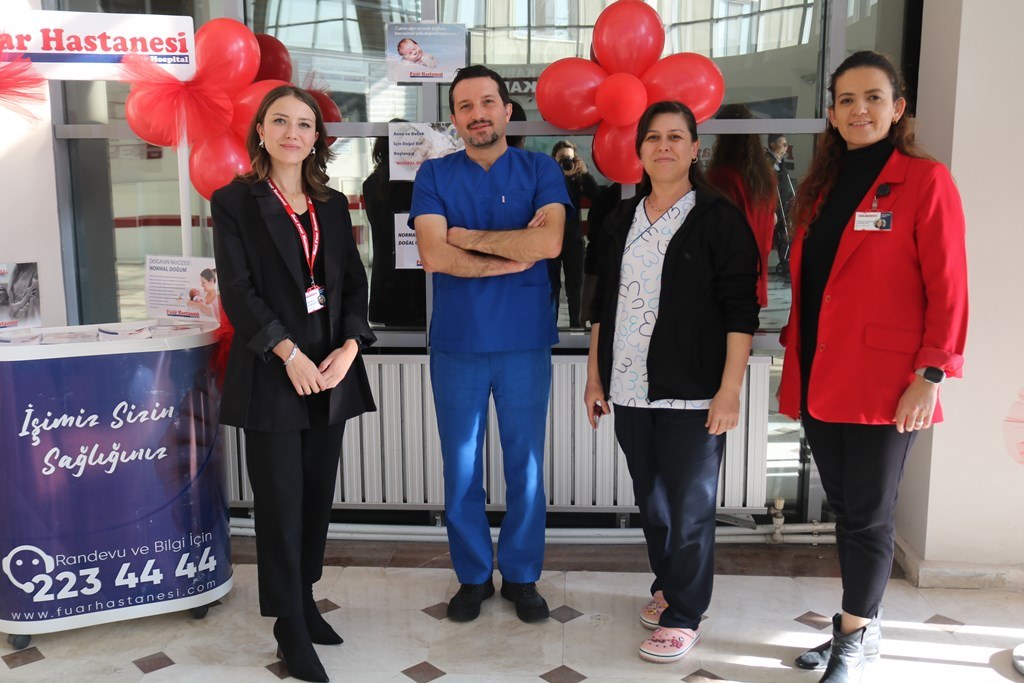 ÖZEL FUAR HASTANESİ'NDE NORMAL DOĞUM KONUSUNDA BİLGİLENDİRME STANTI KURULDU