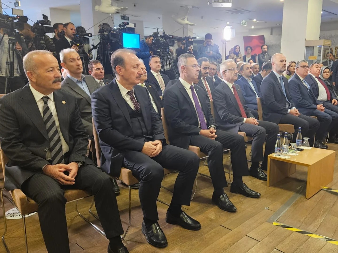 MİLLETVEKİLİ TAYTAK "YÜREĞİMDE FİLİSTİN" KONULU ANMA PULU BASIN BİLGİLENDİRME TOPLANTISINA KATILDI