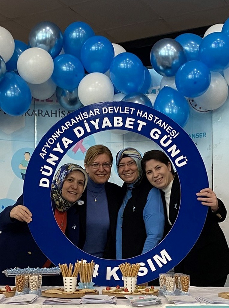 DEVLET HASTANESİ, DÜNYA DİYABET GÜNÜNDE ETKİNLİKLER DÜZENLEDİ