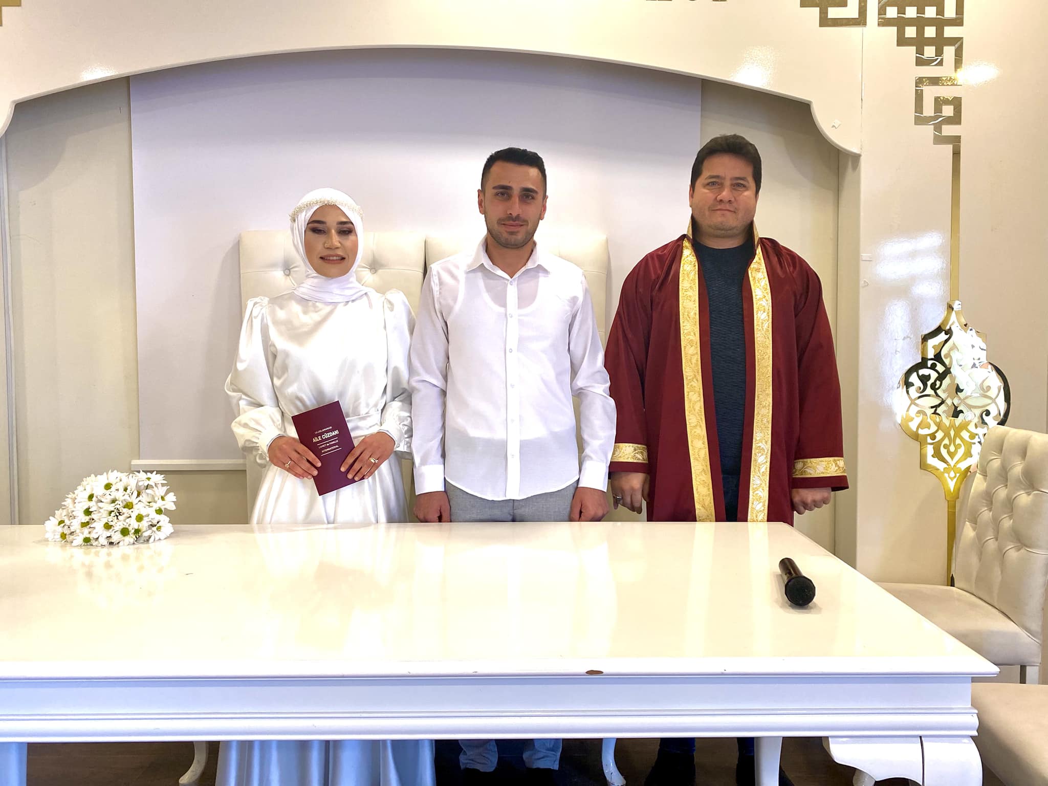Başkan Aynacı Genç Çifti Mutlu Günlerinde Yalnız Bırakmadı