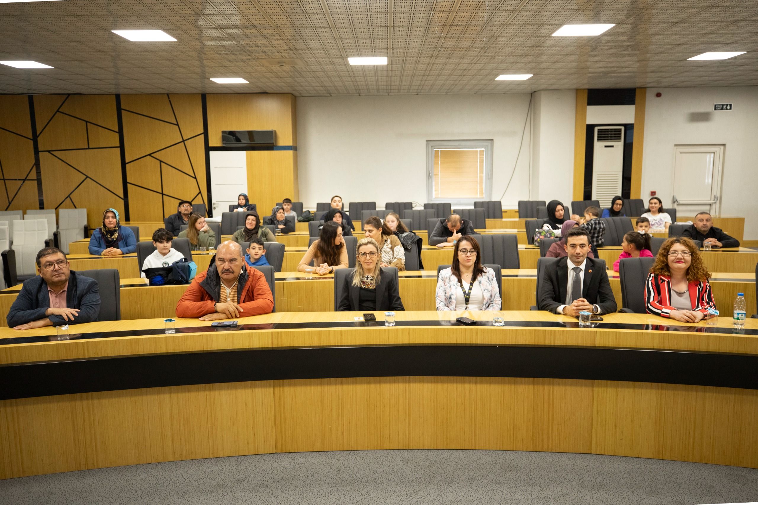 AFYON BELEDİYESİ’NDEN TİP-1 DİYABETLİ ÇOCUKLARA DESTEK SEMİNERİ