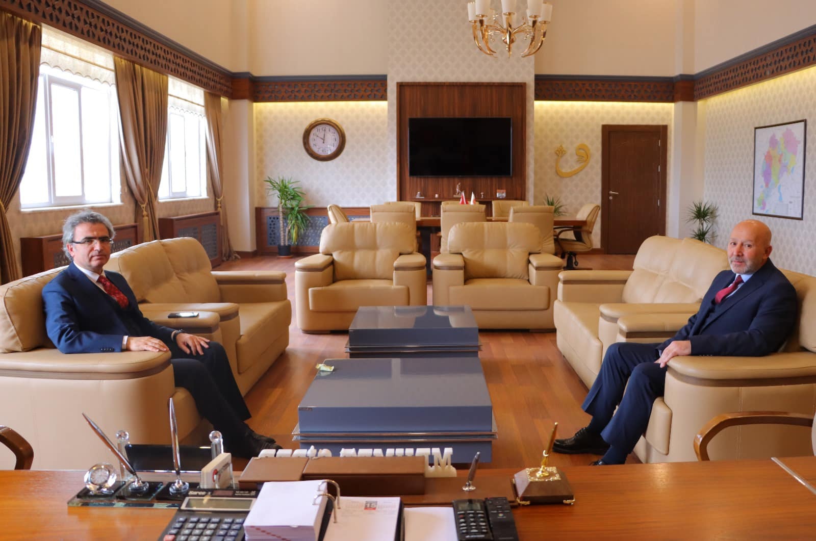 BAŞKAN SİPER, CUMHURİYET BAŞSAVCISI KARABACAK’I KONUK ETTİ