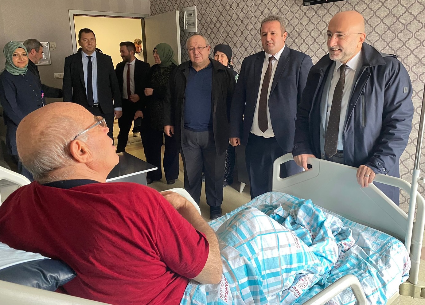 Vefayı Öne Çıkaran Ziyaretin Kahramanı AK Partili Şahin Oldu
