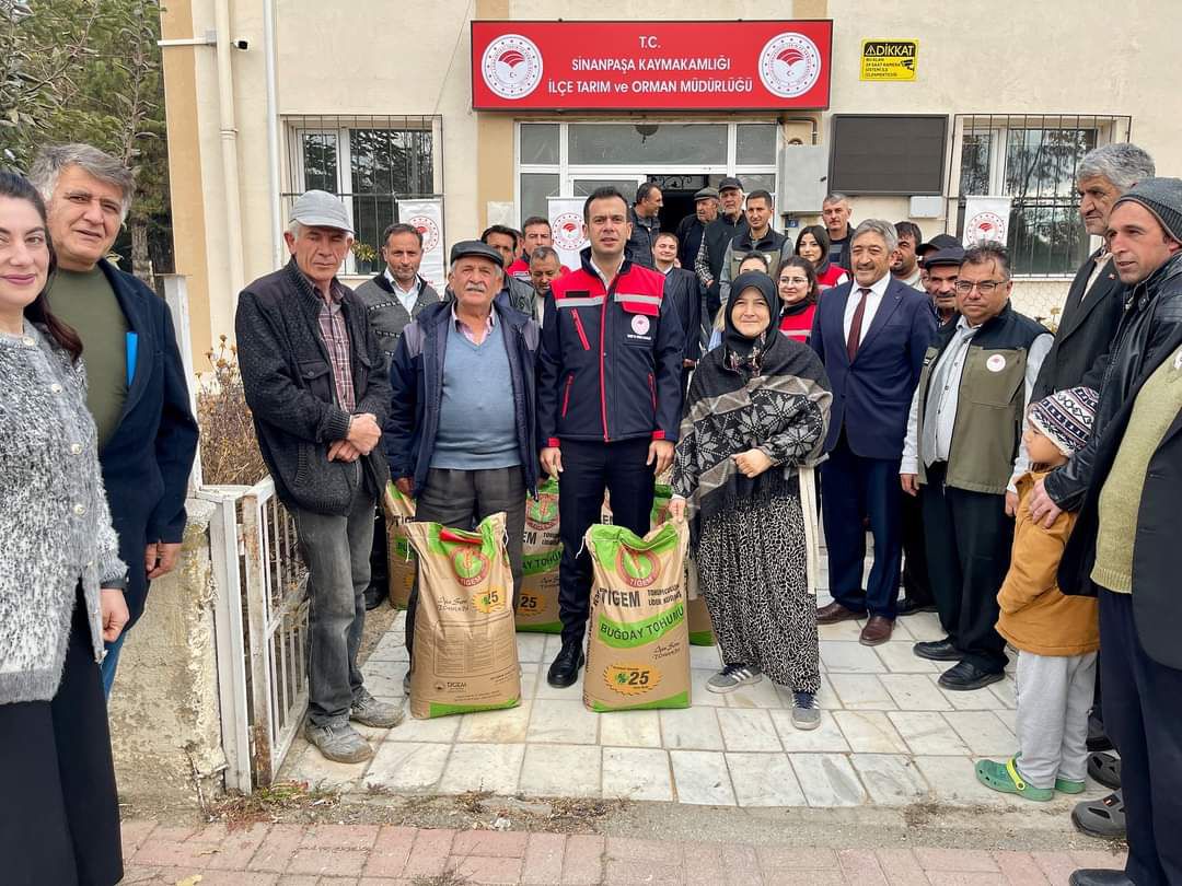 Devlet Destekli Buğday Tohumu Kaymakam Aslan’ın Koordinesiyle Dağıtıldı