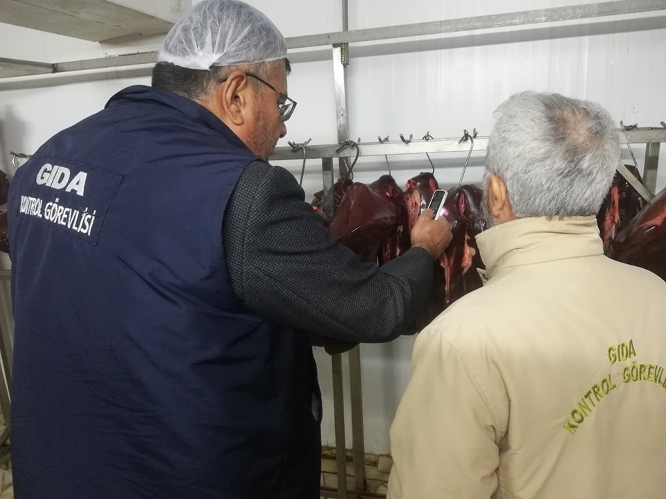 AFYON’DA KIRMIZI ET PARÇALAMA TESİSİNE, AB STANDARTLARI BELGESİ VERİLDİ