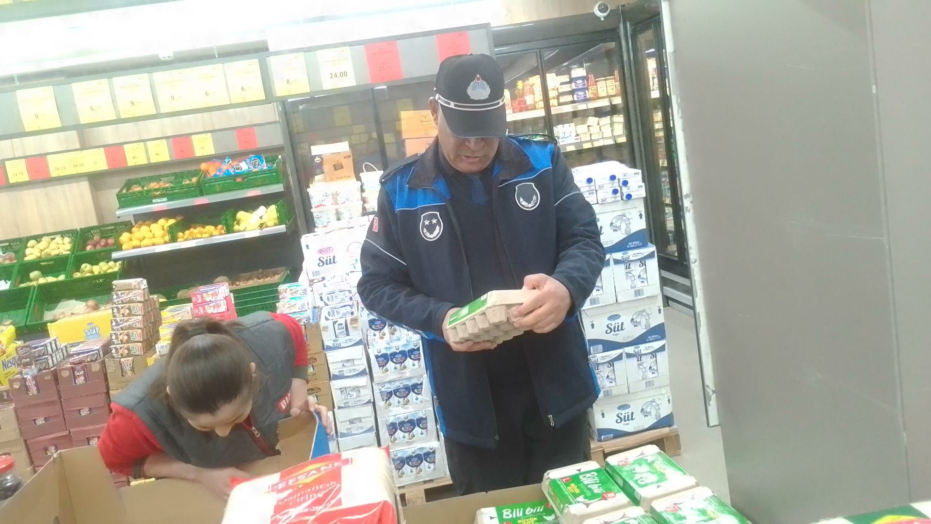 Emirdağ Belediyesi Market ve Kasaplarda Kapsamlı Denetim Gerçekleştirdi