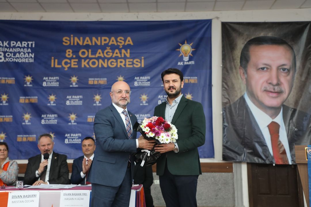 AK Parti Sinanpaşa İlçe Başkanlığı'na Aktürk Seçildi!