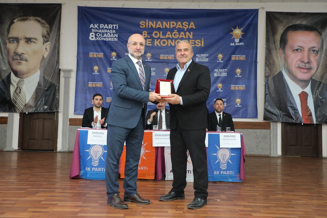 AK Parti Sinanpaşa İlçe Başkanlığı'na Aktürk Seçildi!