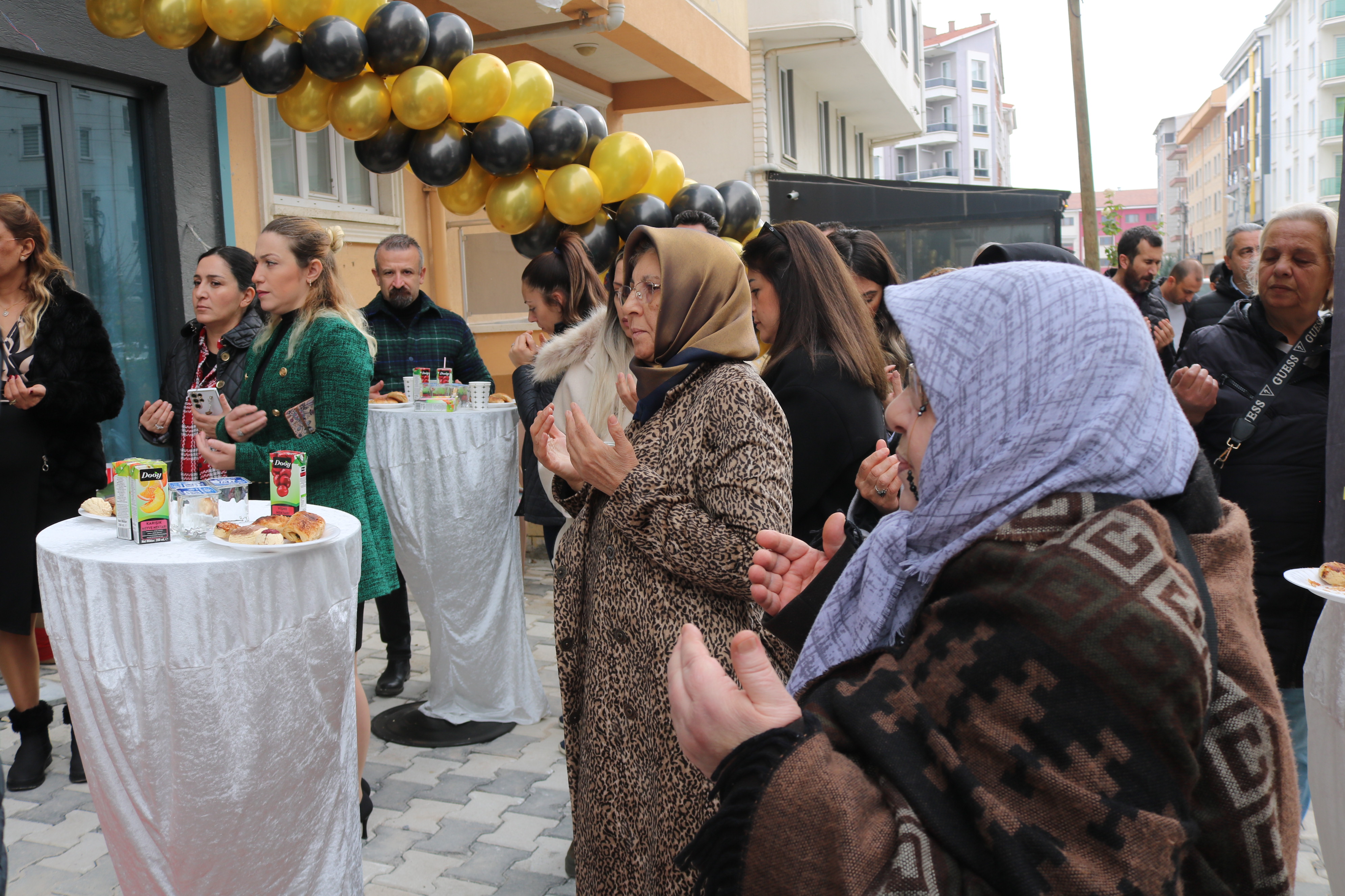 BG Life Butik, Erenler Mahallesi'nde Hizmete Açıldı