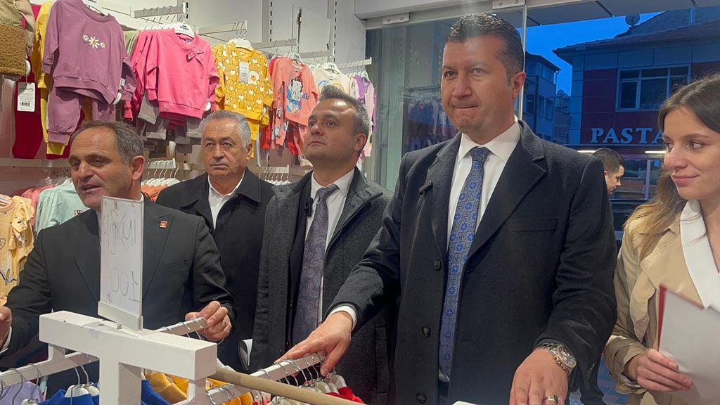 CHP HEYETİNDEN AMBARYOLU VE UZUN ÇARŞI'DA ESNAF ZİYARETİ 