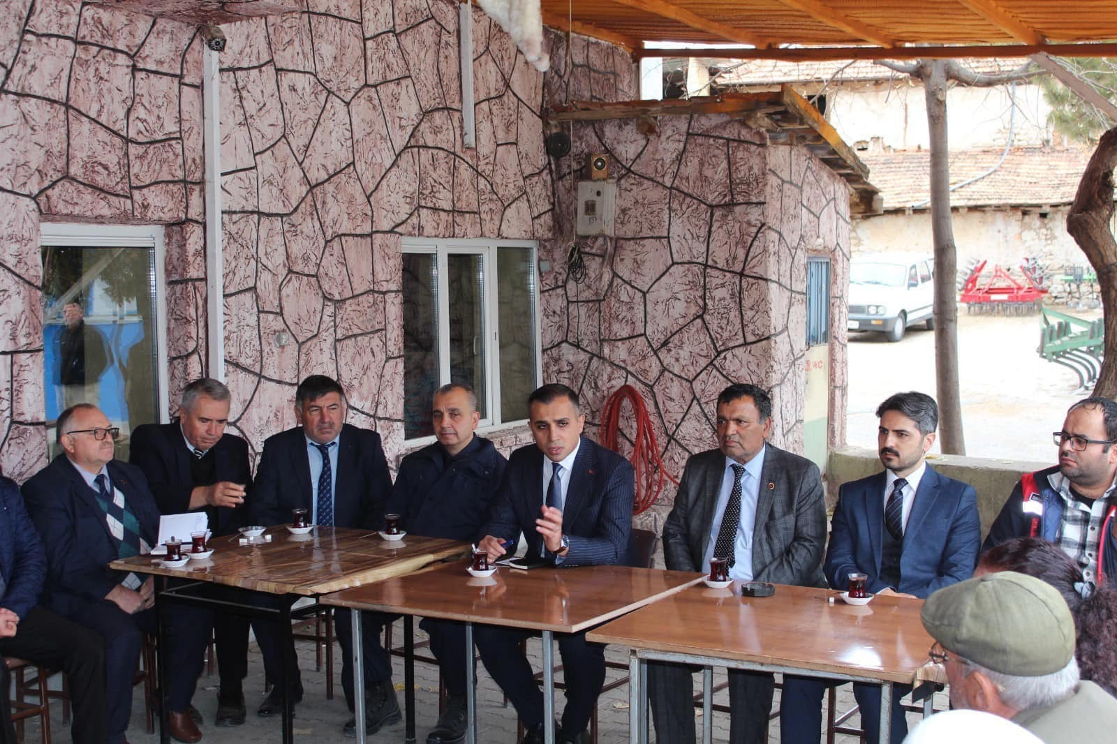 KAYMAKAM ÇİTİL, KIZILÖRENLİ VATANDAŞLARLA BULUŞTU