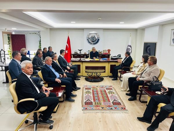 CHP HEYETİ ESOB'U ZİYARET ETTİ