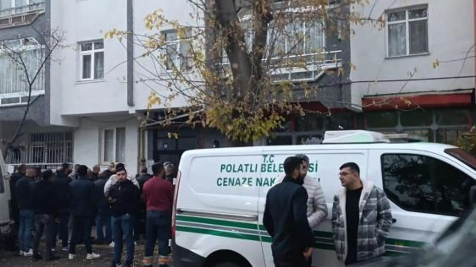 Yedikleri balıktan zehirlenen çift evlerinde ölü bulundu