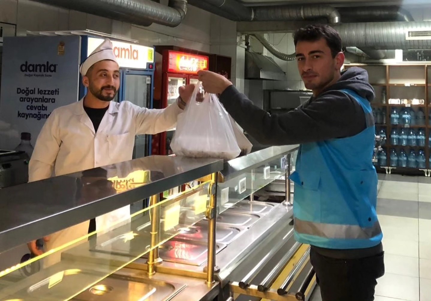 KASAPOĞLU’NUN KATILIYLA KOMŞUM PROJESİNDE GÖNÜLLER BİRLEŞTİ
