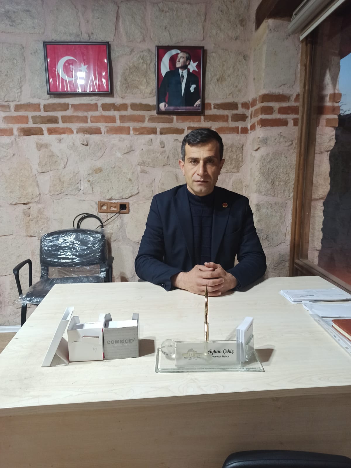 Akmescit Mahallesi Muhtarlığından Ücretsiz Sandalye Hizmeti