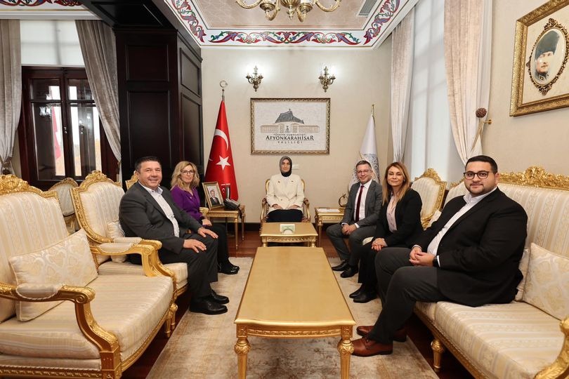VALİ YİĞİTBAŞI ÖZEL MİSAFİRLERİNİ AĞIRLADI
