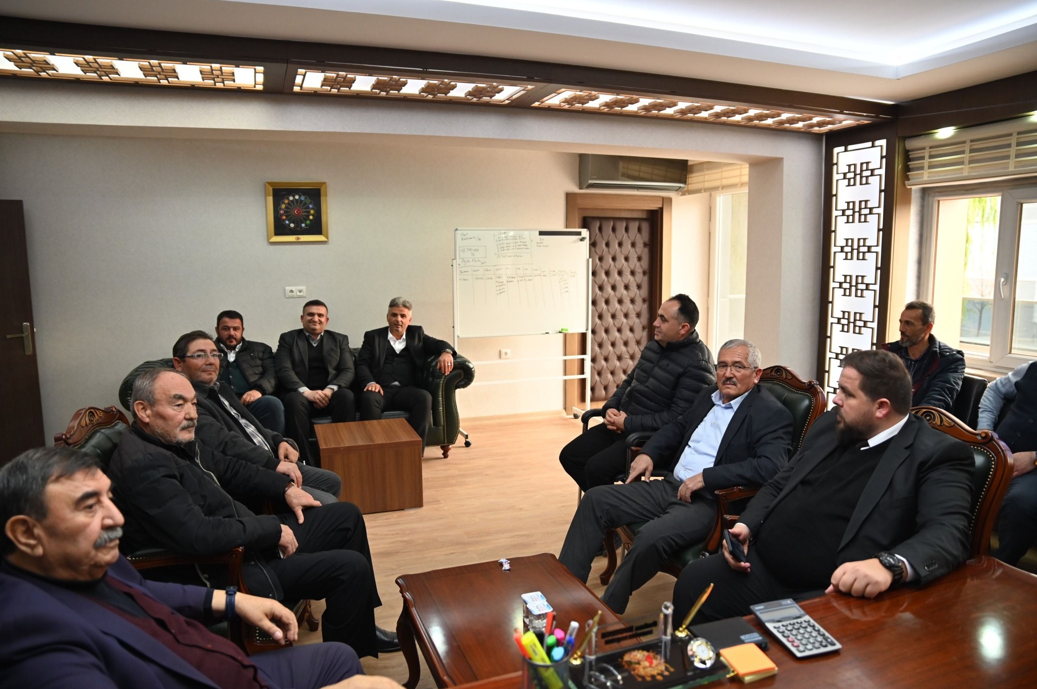 Emirdağ'da Yeni AK Parti İlçe Yönetimi Başkan Koyuncu'yu Ziyaret Etti