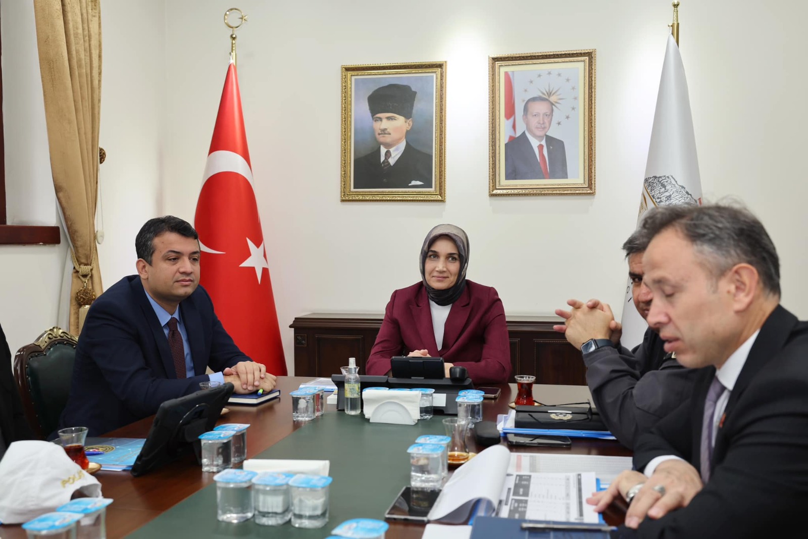 VALİ YİĞİTBAŞI'NIN BAŞKANLIĞINDA ASAYİŞ TOPLANTISI DÜZENLENDİ