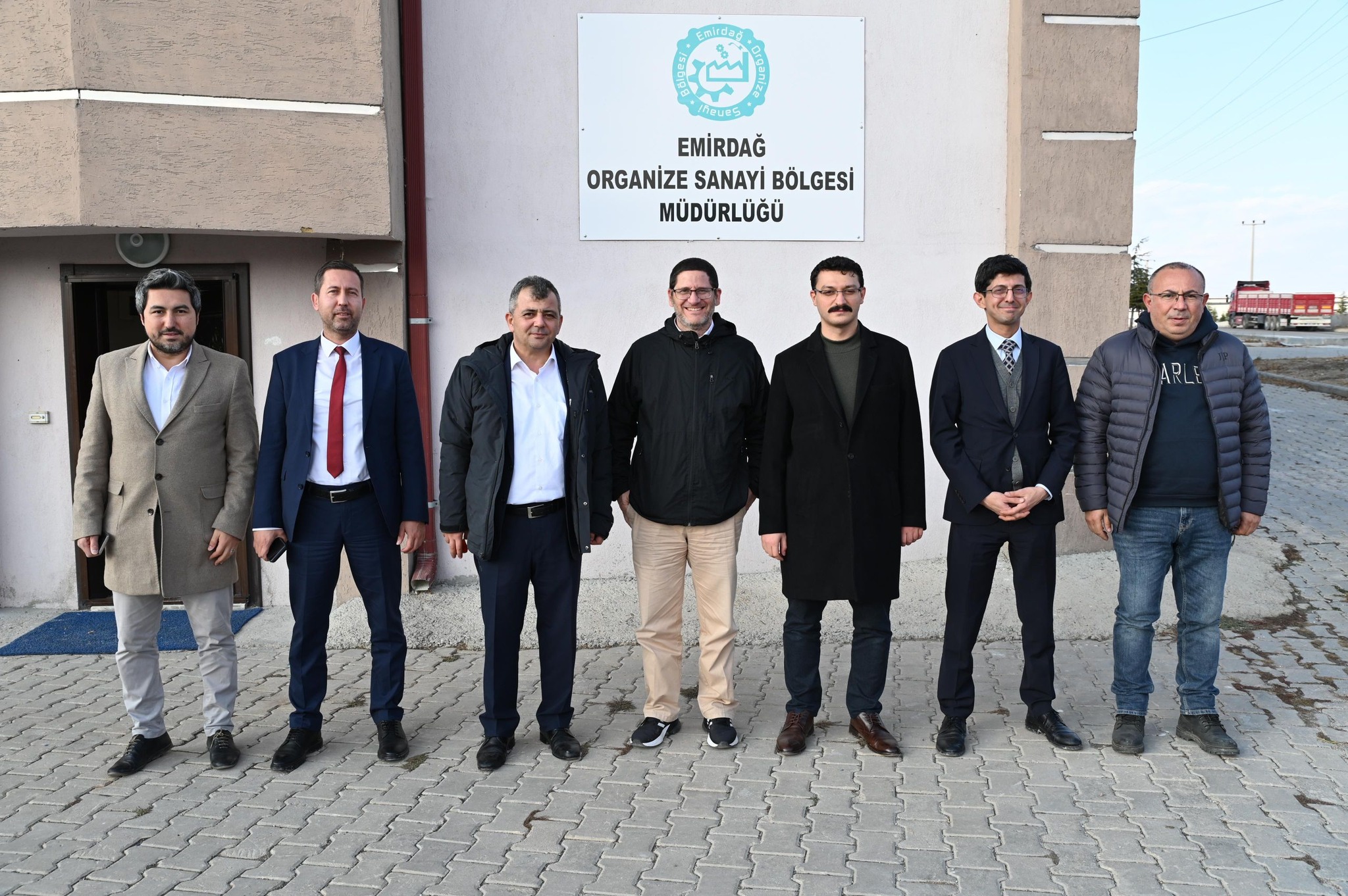 Perulu Yatırımcılar Emirdağ OSB’de İncelemelerde Bulundu