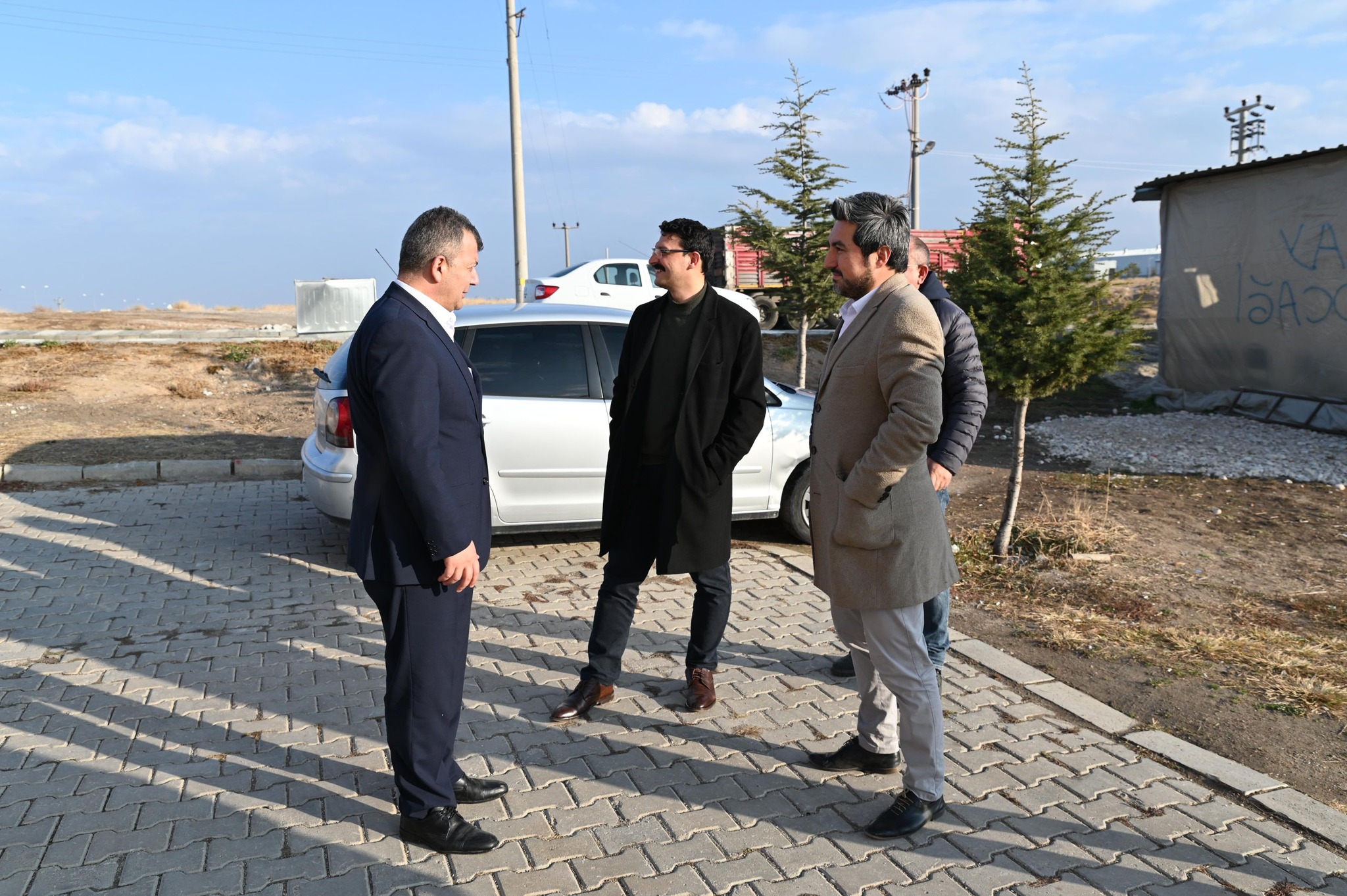Perulu Yatırımcılar Emirdağ OSB’de İncelemelerde Bulundu