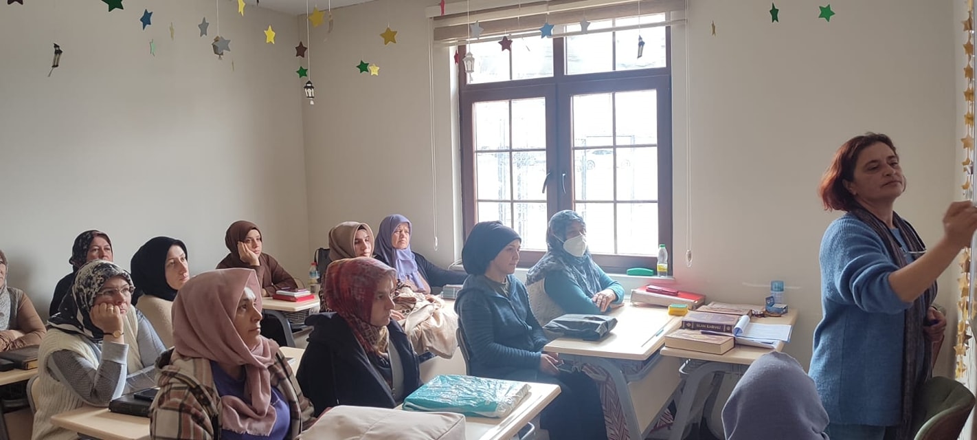 Sultandağı’nda Kadın Çiftçilere Yönelik Bilgilendirme Toplantısı Düzenlendi