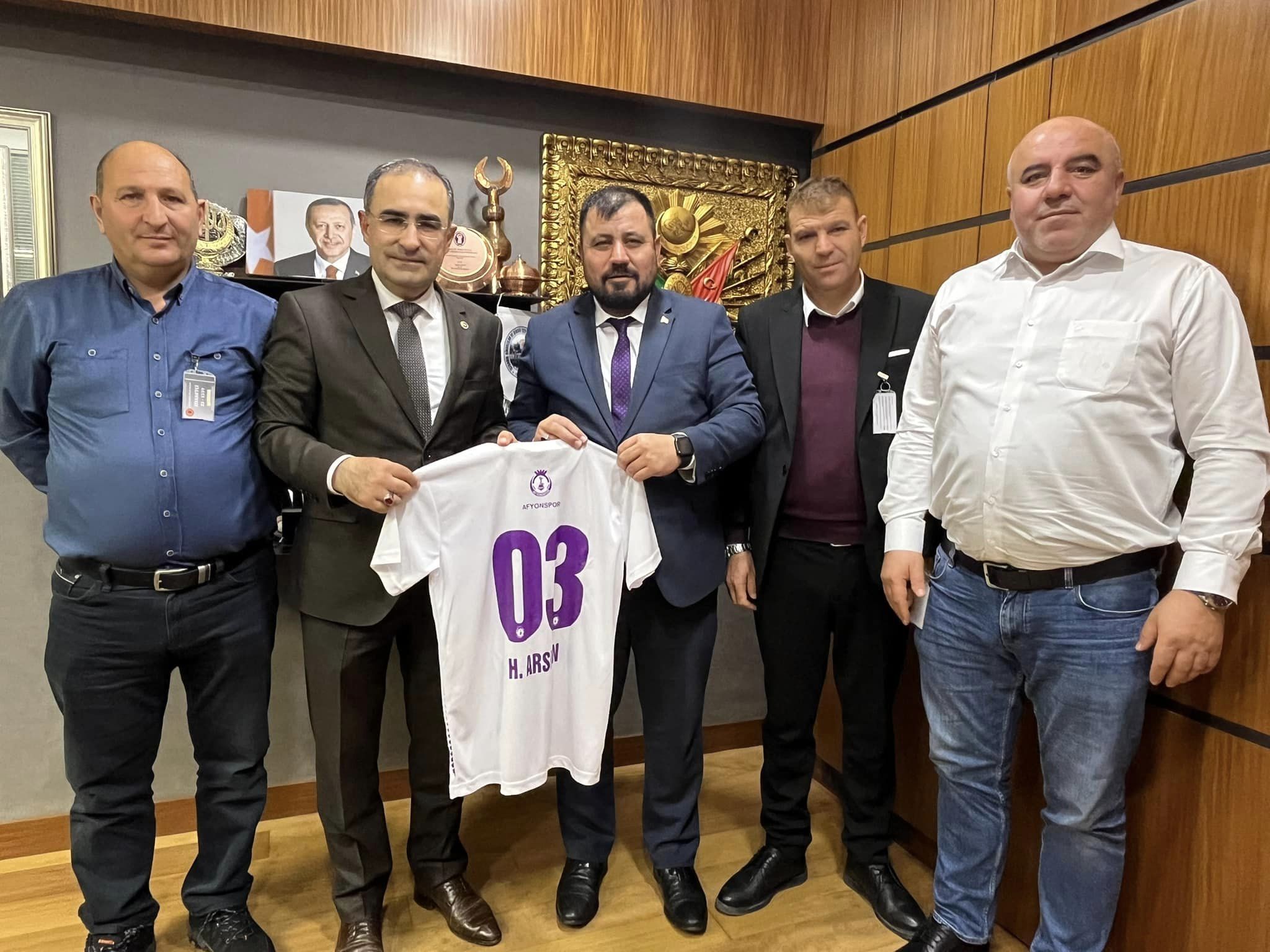 Afyonspor Yönetimi Milletvekillerini TBMM’de Ziyaret Etti!