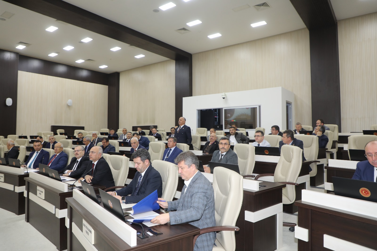Afyon İl Özel İdaresi 2025 Yılı Bütçesi 1 Milyar 827 Milyon TL Olarak Belirlendi