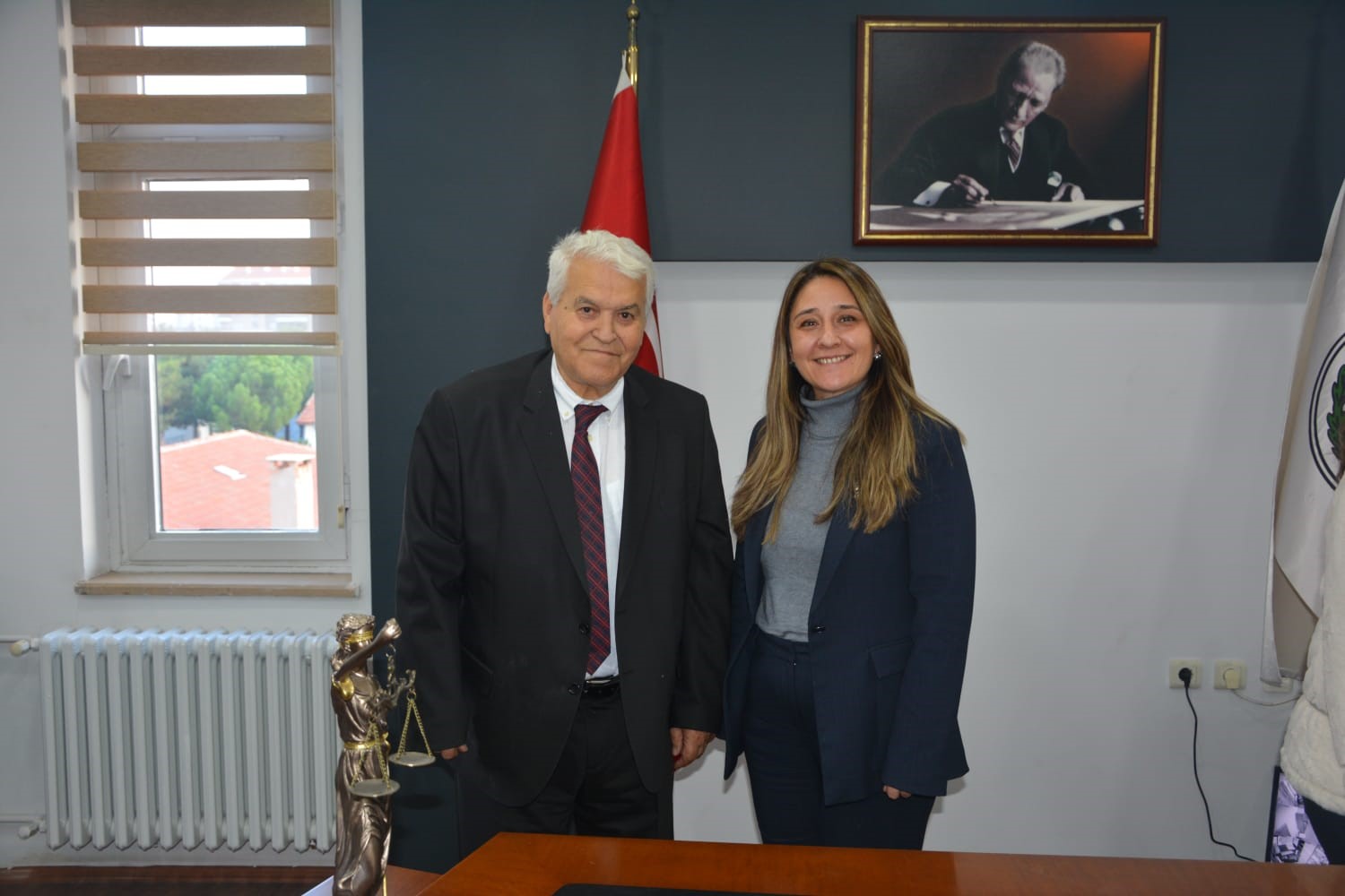 Sandıklı'da Ağır Ceza Mahkemesi Kurulmasını İstiyoruz